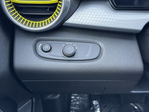 New 2026 Chevrolet Trax LT w/ Driver Confidence Package image 25