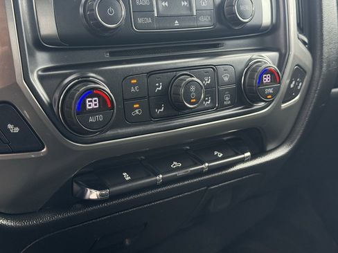 Used 2017 Chevrolet Silverado 1500 LT w/ All Star Edition image 19