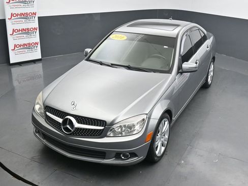 Used 2010 Mercedes-Benz C 300 Sedan image 26