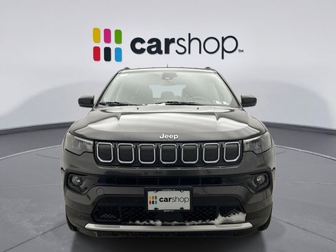 Used 2022 Jeep Compass Limited image 8