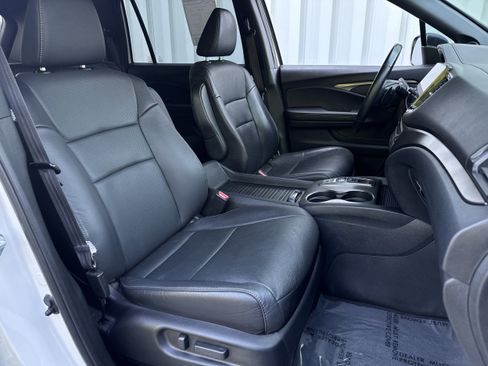 Used 2023 Honda Passport EX-L image 15