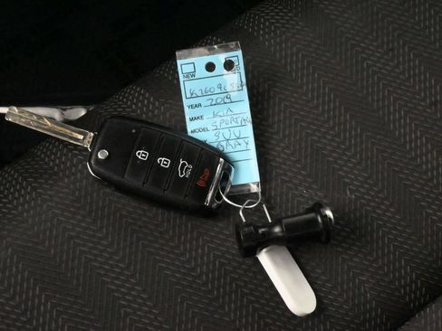 Used 2019 Kia Sportage LX FWD image 19