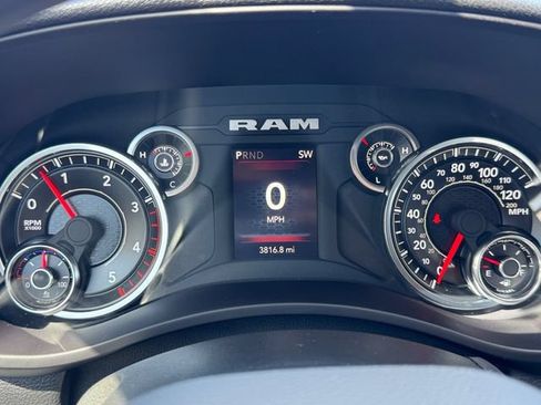 Used 2024 RAM 4500 Tradesman w/ Chrome Appearance Group RWD image 11