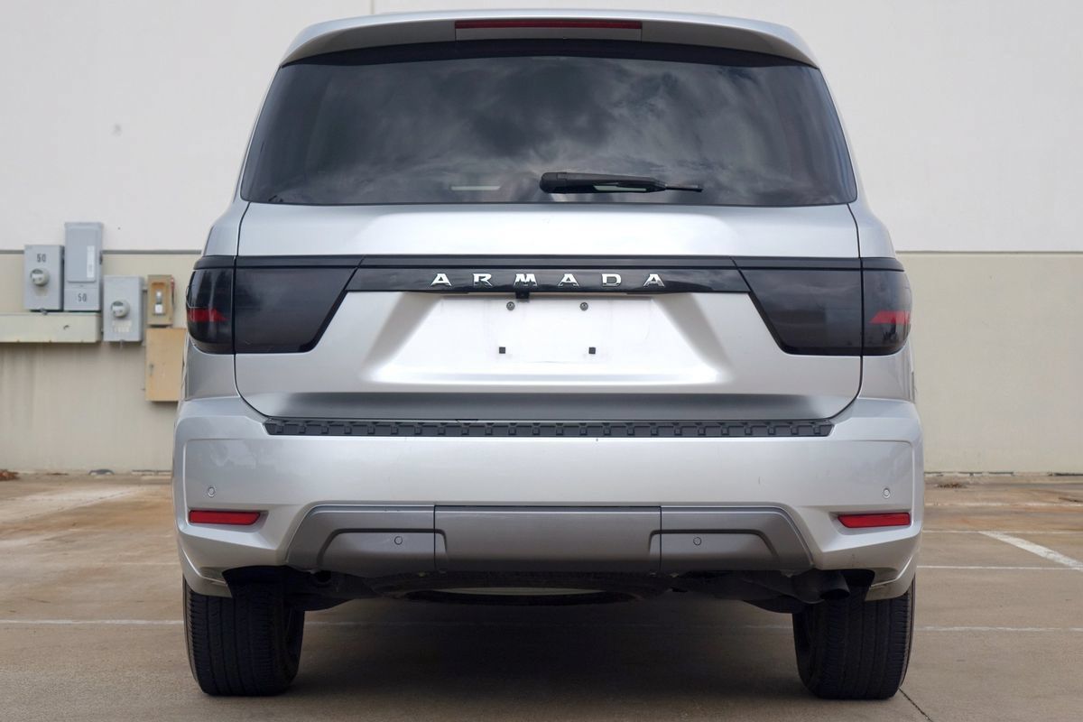 Used 2021 Nissan Armada SV RWD image 16