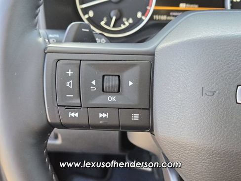 Used 2025 Nissan Rogue SV w/ SV Premium Package FWD image 23