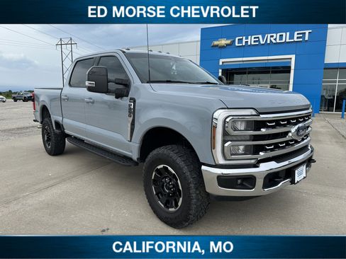 Used 2025 Ford F350 Lariat w/ Tremor Off-Road Package AWD/4WD image 1