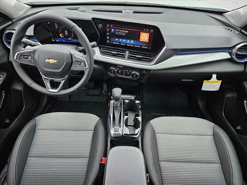 New 2026 Chevrolet Trax LT w/ Driver Confidence Package image 19