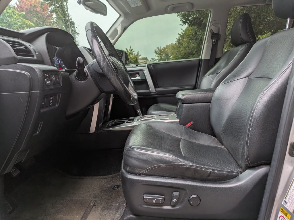 Used 2018 Toyota 4Runner Limited RWD image 10