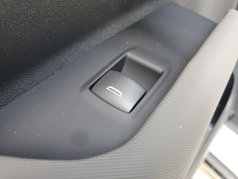 New 2025 GMC Hummer EV 2X image 13