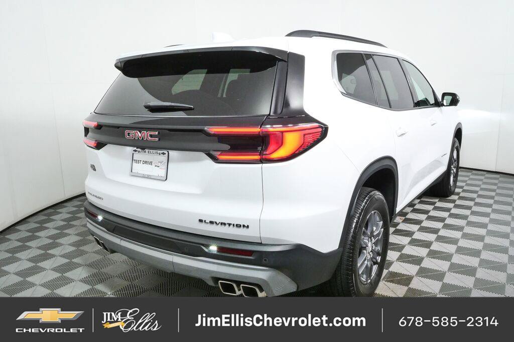 Certified 2025 GMC Acadia Elevation FWD image 3