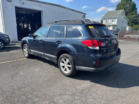 Used 2013 Subaru Outback 2.5i Premium w/ All-Weather Pkg AWD/4WD image 6