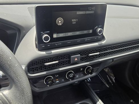 Certified 2023 Honda HR-V LX image 18
