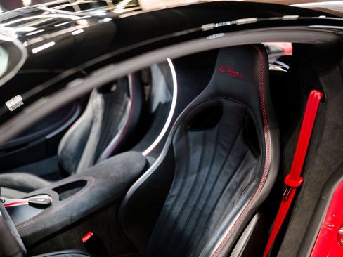 Used 2022 Bugatti Chiron Pur Sport image 42