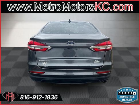 Used 2020 Ford Fusion SE image 4