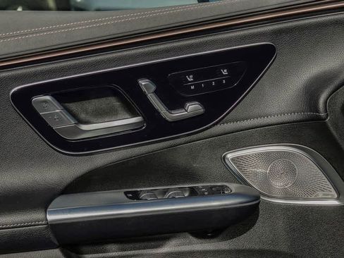 Used 2024 Mercedes-Benz EQE 350+ SUV image 19