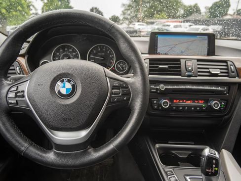 Used 2015 BMW 335i xDrive Sedan AWD/4WD image 19