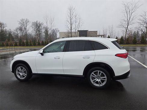 Used 2023 Mercedes-Benz GLC 300 4MATIC image 6