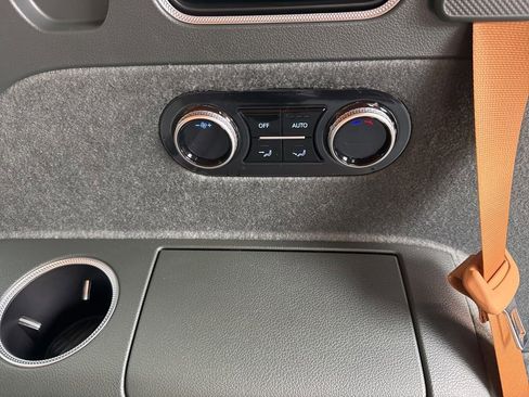 New 2026 Genesis GV80 3.5T Advanced image 17