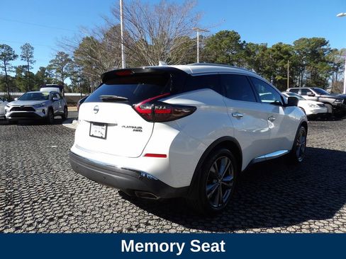 Used 2019 Nissan Murano Platinum w/ Cargo Package image 6
