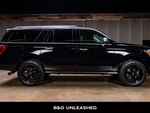 Used 2024 Ford Expedition Max Platinum image 11