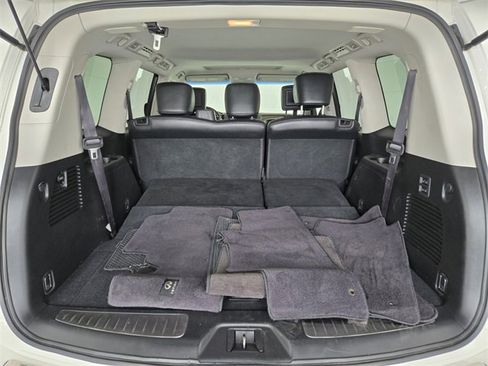 Used 2017 INFINITI QX80 2WD w/ Driver Assistance Package image 15