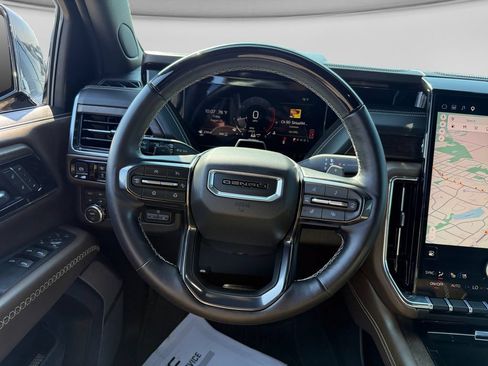 Used 2026 GMC Yukon XL Denali Ultimate AWD/4WD image 15