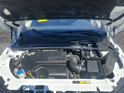 Used 2018 Land Rover Range Rover Evoque HSE AWD/4WD image 9