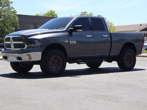 Used 2016 RAM 1500 Big Horn AWD/4WD image 11