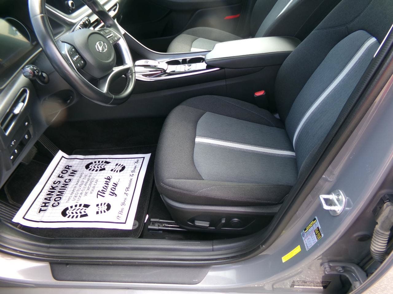 Used 2020 Hyundai Sonata SEL w/ Convenience + Sunroof Package FWD image 10