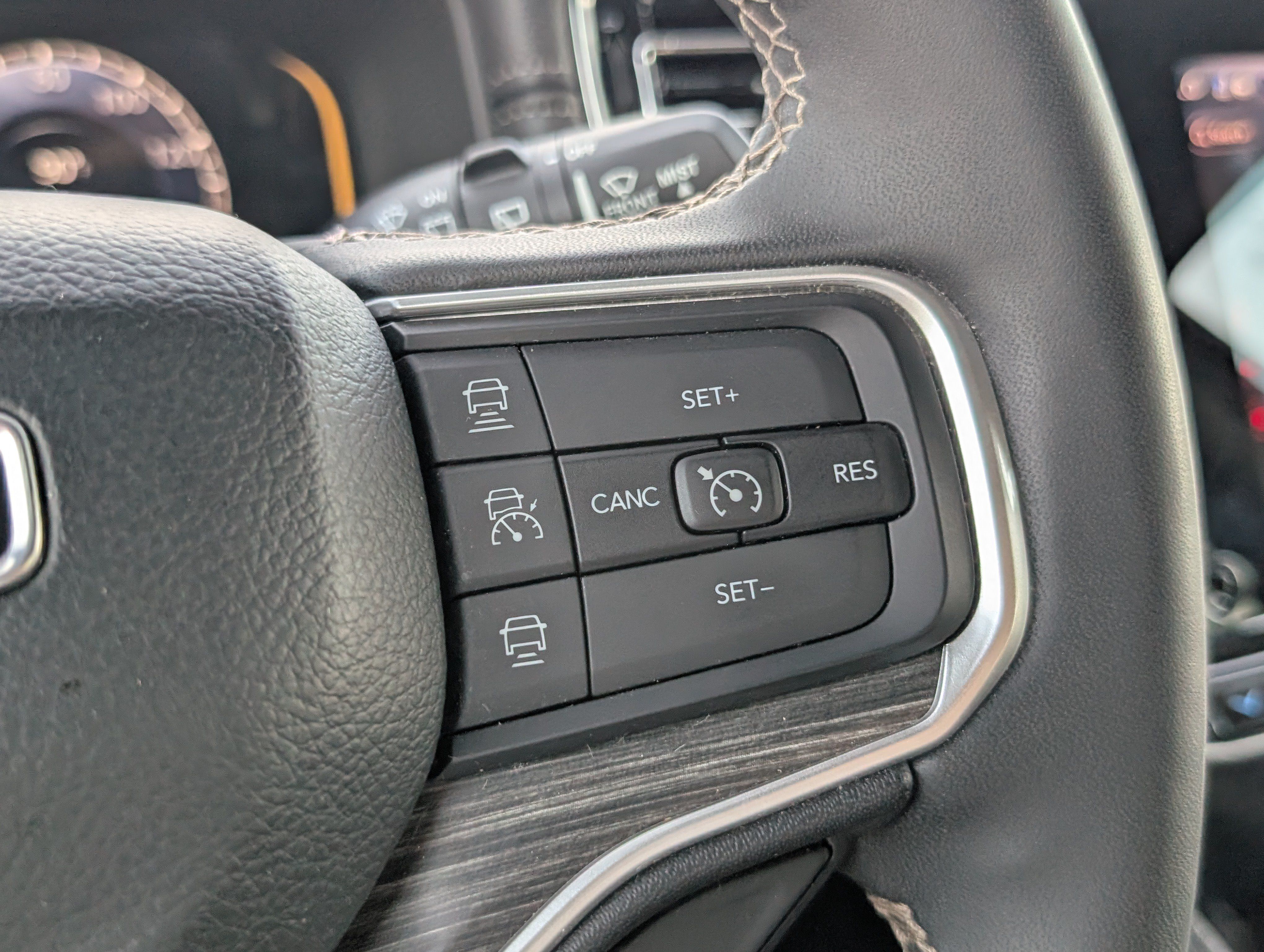 Used 2024 Jeep Wagoneer Series II AWD/4WD image 25