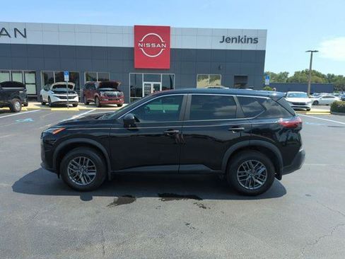 Certified 2023 Nissan Rogue S FWD image 11