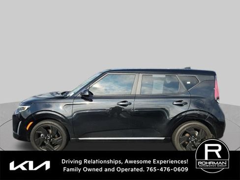 Used 2023 Kia Soul GT-Line w/ GT-Line Technology Package FWD image 6