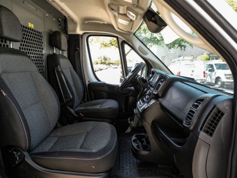 Used 2024 RAM ProMaster 2500 FWD image 26