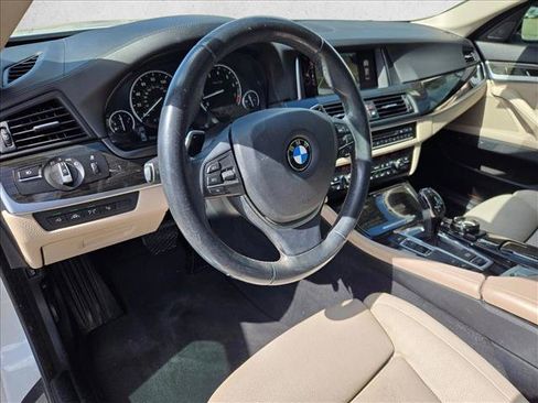 Used 2016 BMW 550i Sedan RWD image 9