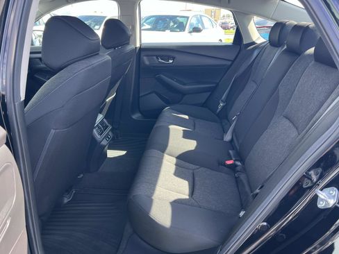 Certified 2025 Honda Accord LX image 19