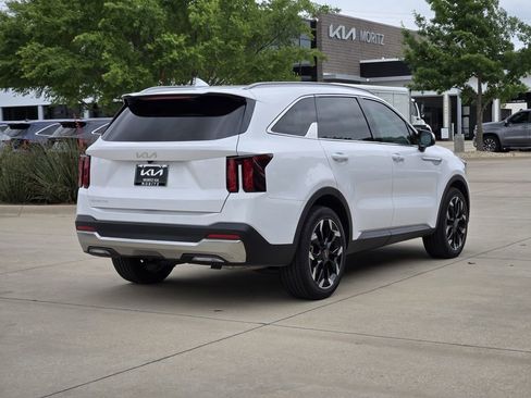 New 2026 Kia Sorento EX w/ EX Premium Package FWD image 4