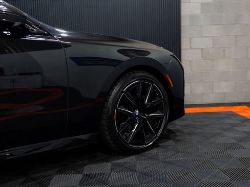 Used 2023 BMW 740i w/ Parking Assistance Package image 17