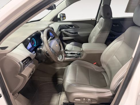 Used 2020 Chevrolet Traverse Premier FWD image 10