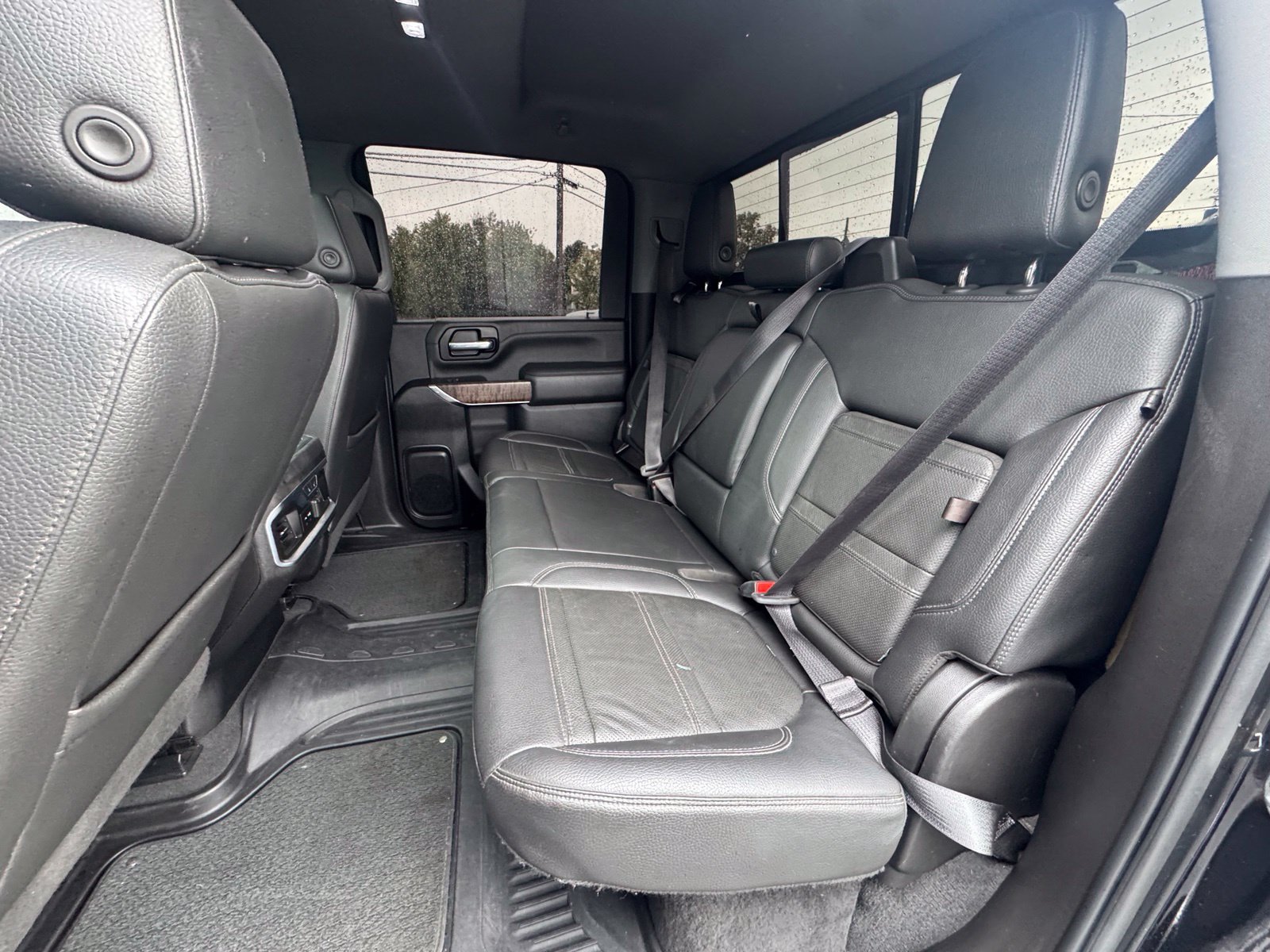Used 2021 GMC Sierra 2500 Denali w/ Denali Black Diamond Edition AWD/4WD image 27