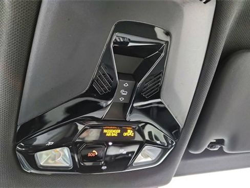 Used 2025 BMW X2 xDrive28i image 54