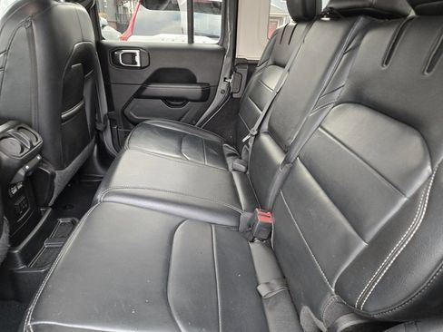Used 2021 Jeep Wrangler Unlimited Sahara w/ Cold Weather Group image 19