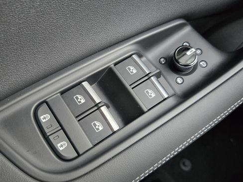 New 2026 Audi Q8 Premium Plus image 33