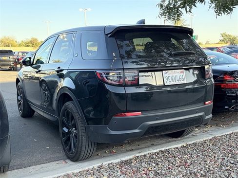 Used 2023 Land Rover Discovery Sport SE image 12