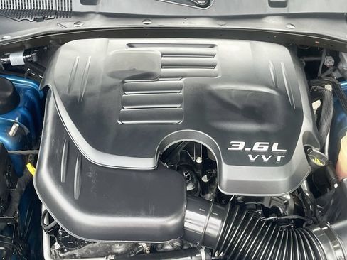 Used 2022 Dodge Charger SXT AWD/4WD image 29