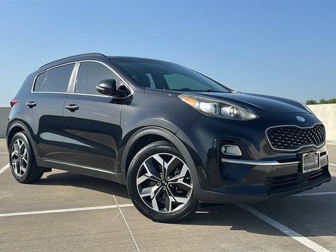 Used 2020 Kia Sportage EX w/ EX Technology Package FWD image 6