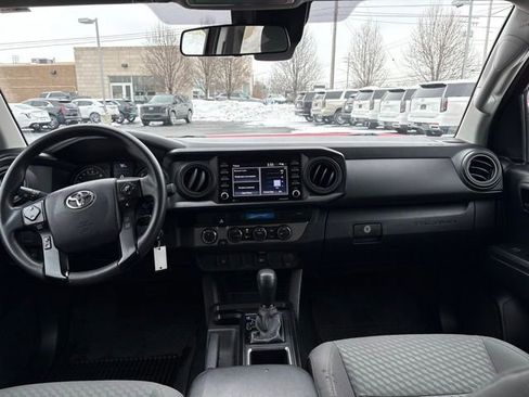 Used 2022 Toyota Tacoma SR image 19