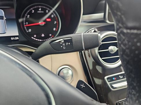 Used 2019 Mercedes-Benz GLC 300 4MATIC image 20