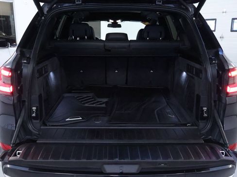Used 2019 BMW X5 xDrive40i w/ Premium Package 2 image 18