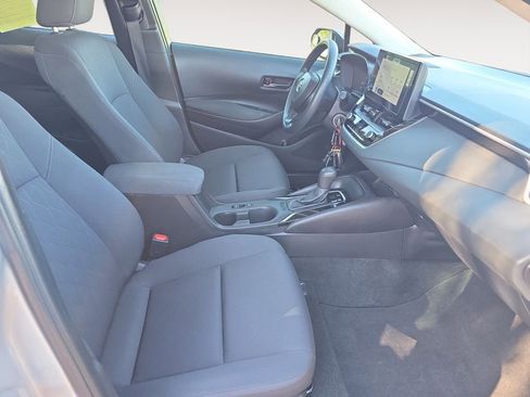 Used 2024 Toyota Corolla LE image 15