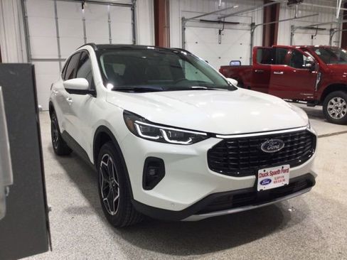 New 2026 Ford Escape Platinum w/ Premium Technology Package image 3